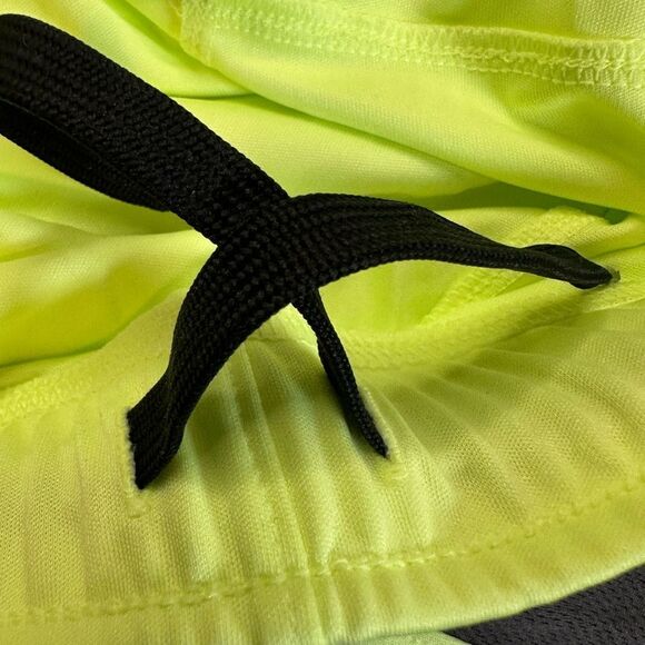 Old Navy Active Men's Neon Yellow Athletic Shorts Gray Stripe - Size 3XL - Picture 5 of 11